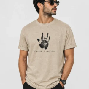 forever-grateful-handprint-graphic-t-shirt